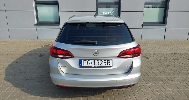 Opel Astra cena 39900 przebieg: 143000, rok produkcji 2016 z Łowicz małe 704